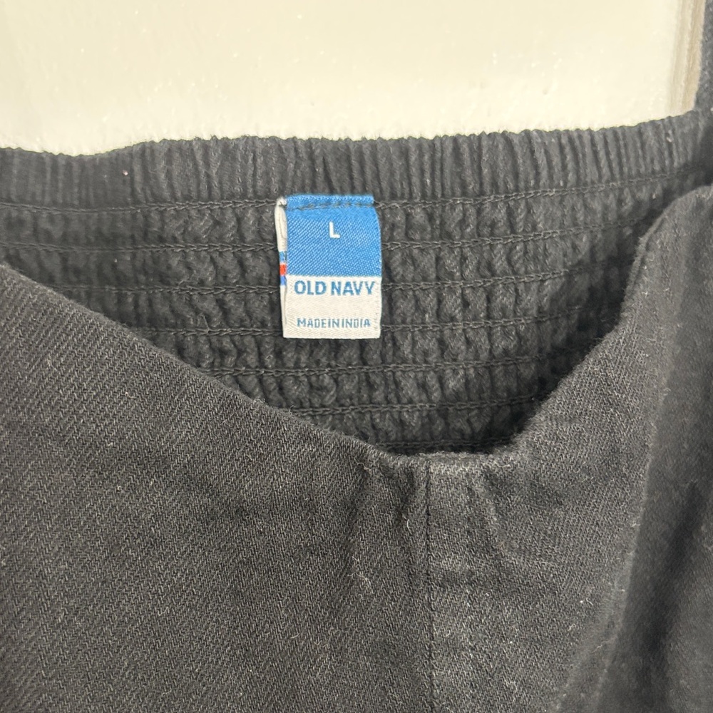 Old Navy Black Square Neck Tank Top - Picture 2 of 6